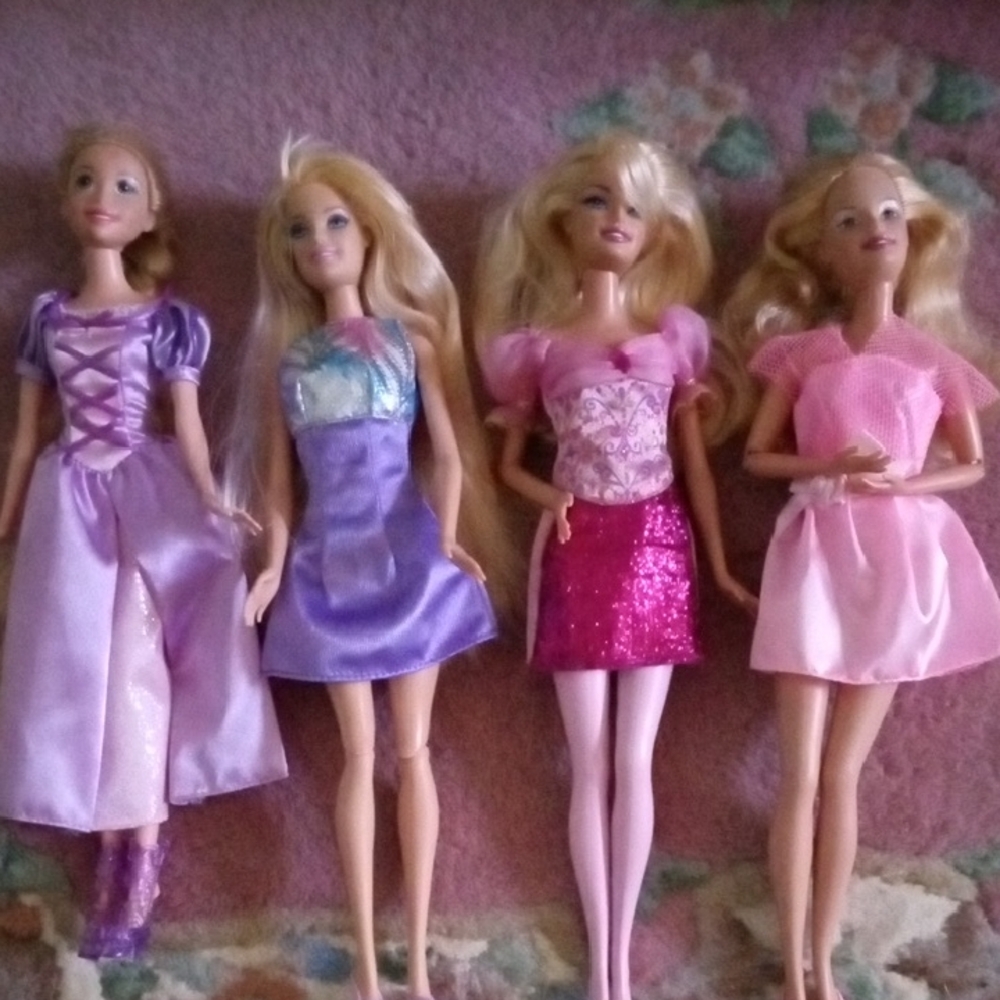 Mattel Blonde Fashion Dolls Lot in Pink & Purple